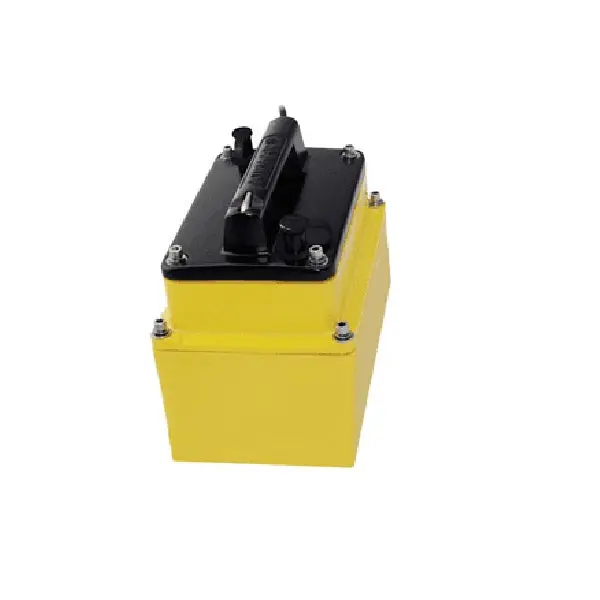 Simrad M260 9-Pin In-Hull 50/200Khz Transducer 1